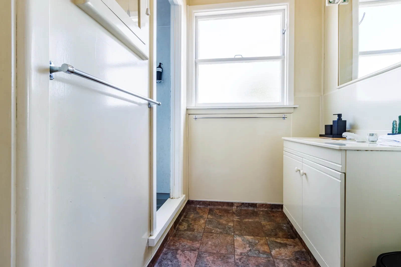 Apartment - Bathroom